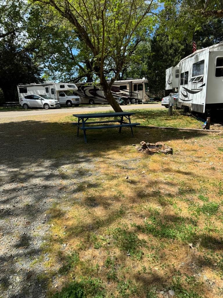 Sunny Valley Campground