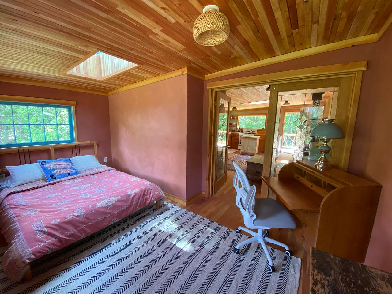 Deep Mountain Sea Cabin