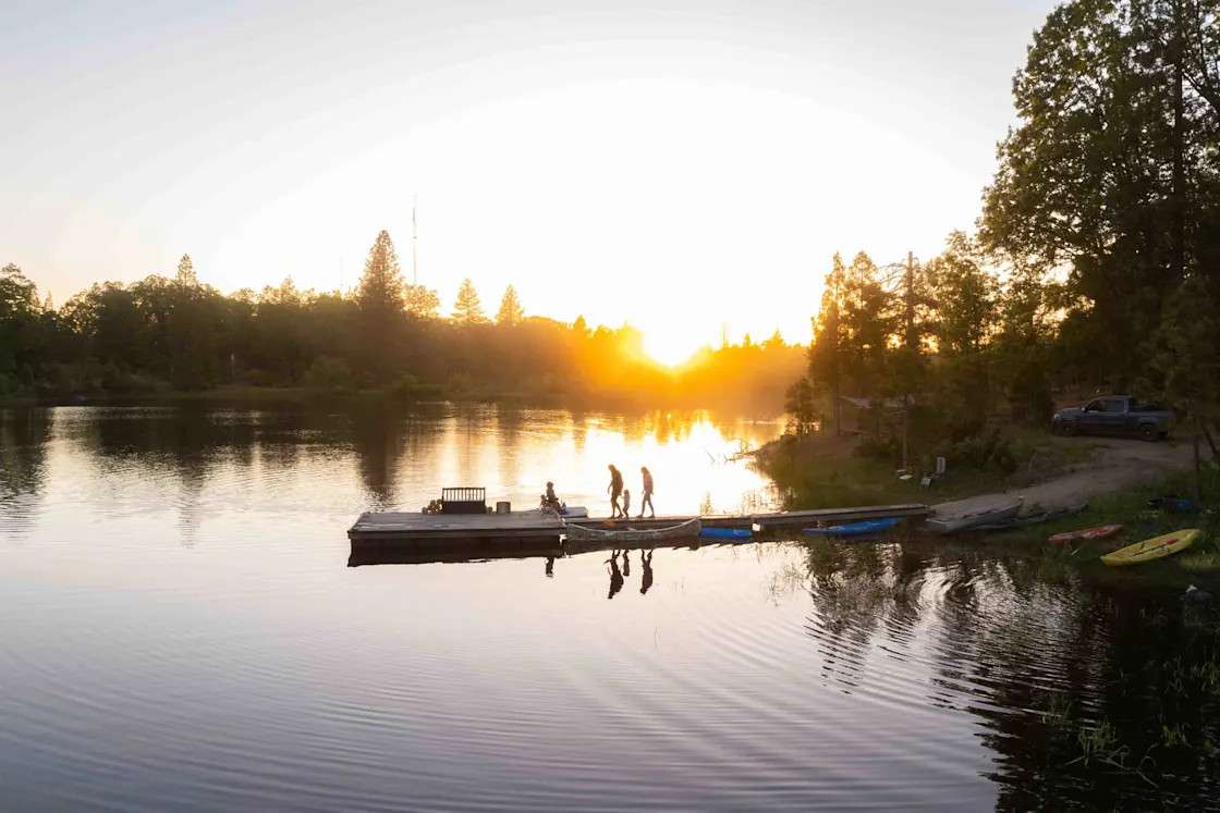 Denham Forest 100 Acre&Private Lake