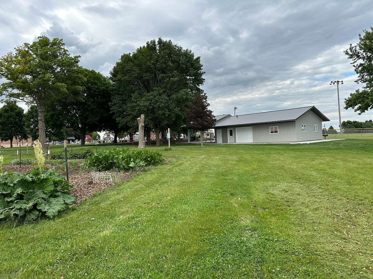 Vineyard Camping near Carroll – Tents & RVs
