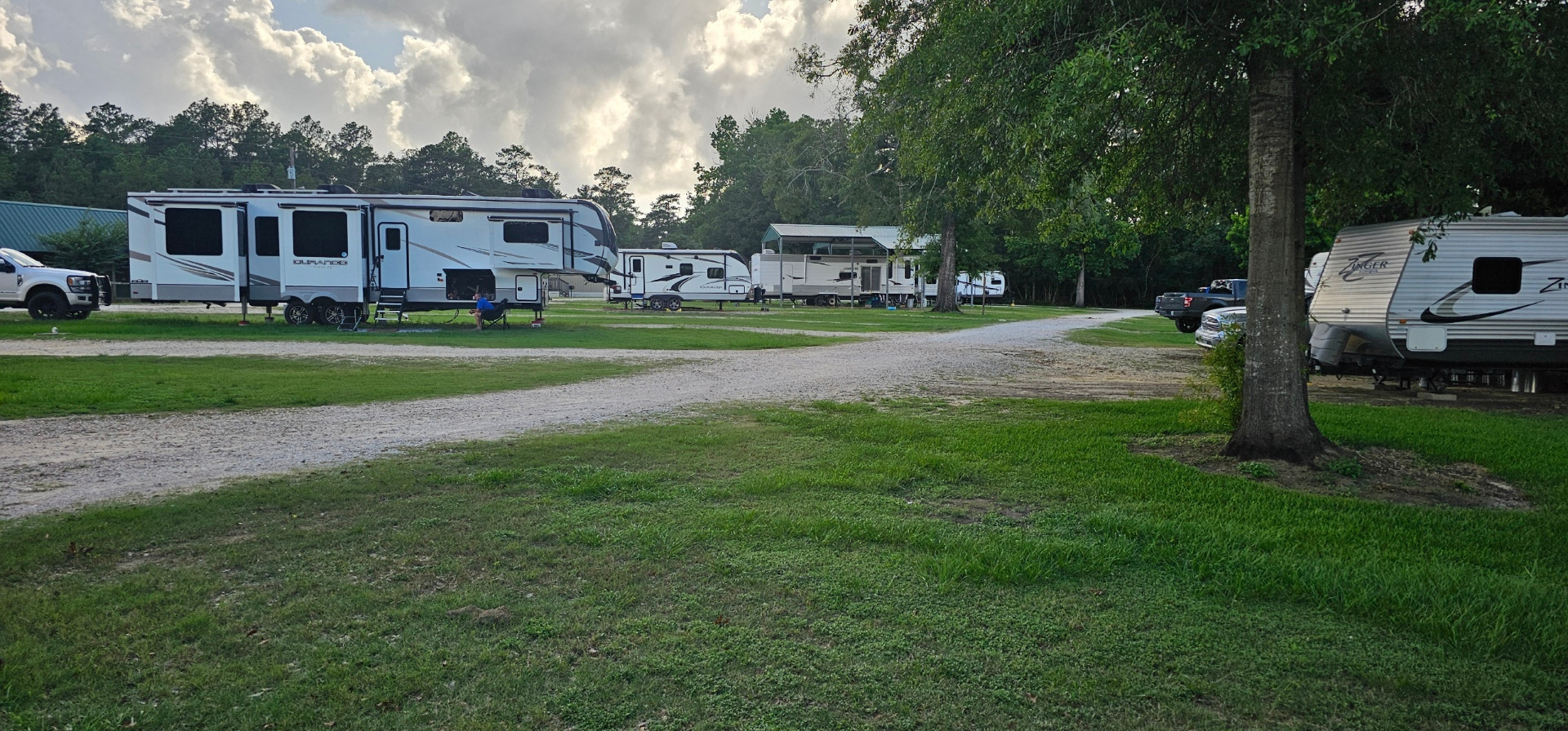 Whispering Creek Lodging & RV Resort