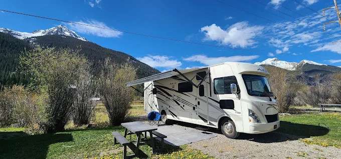 Silverton Lakes RV Resort & Cabins
