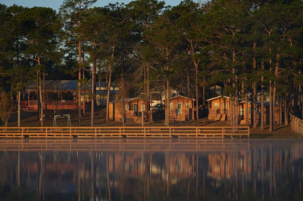 Sunset King Lake Resort