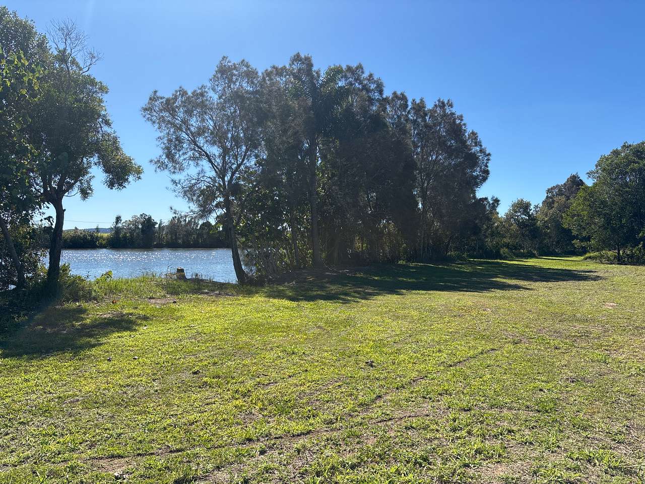 Sit back relax crack a cold one and drop a line in. 
Small private camp grounds on the Maroochy river. We only cater for small groups up to ten. 