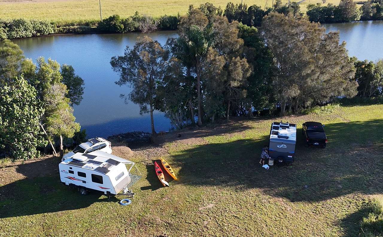 Burtons Riverside Campgrounds