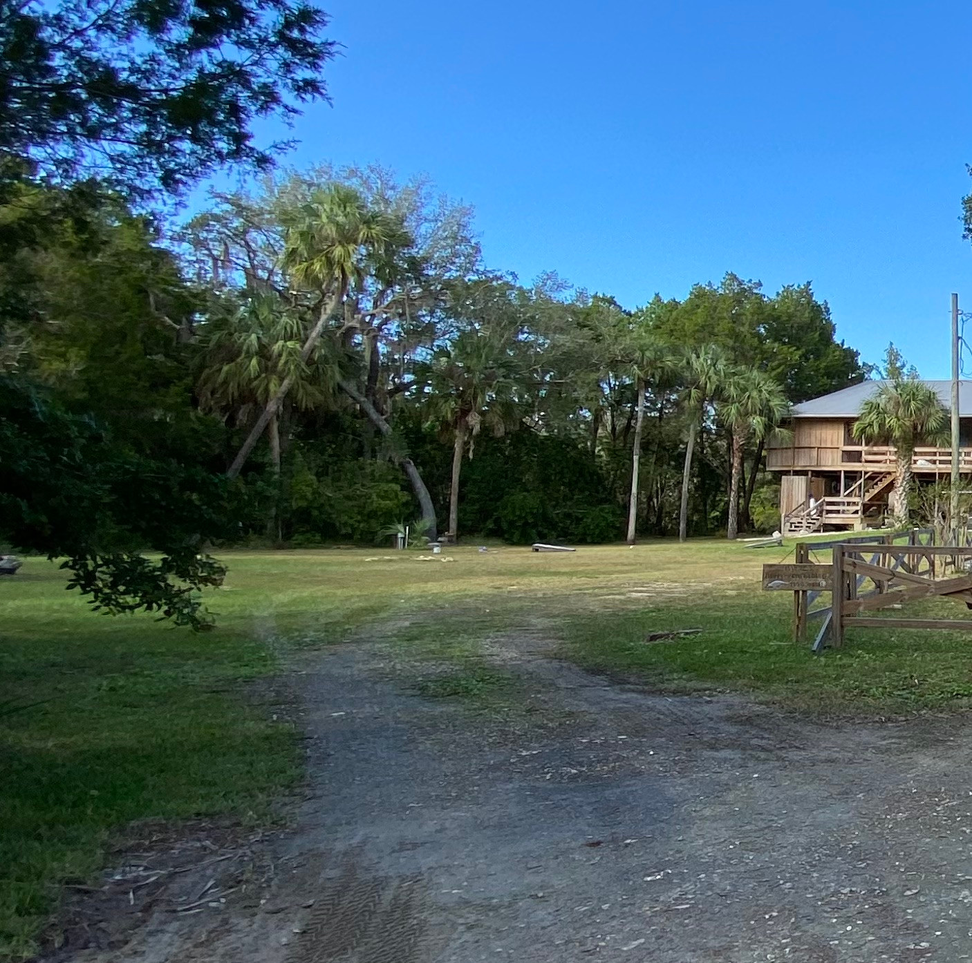 Homosassa River Escape