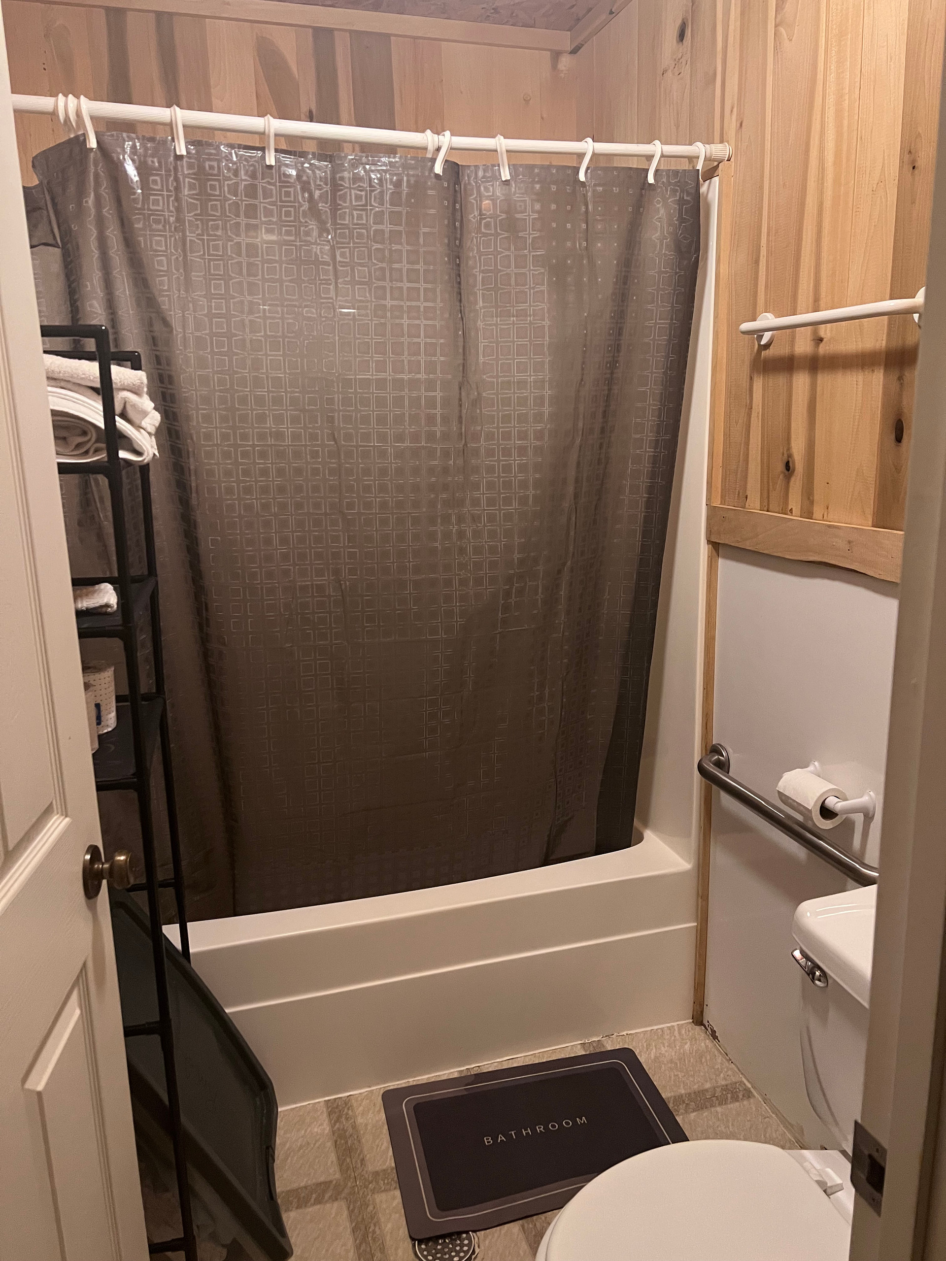 Little Lusk Campground And Lodging