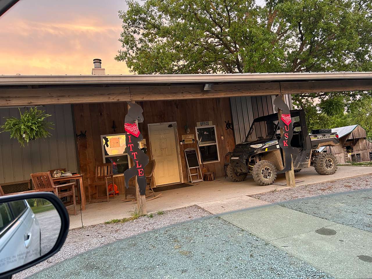 Little Lusk Campground And Lodging