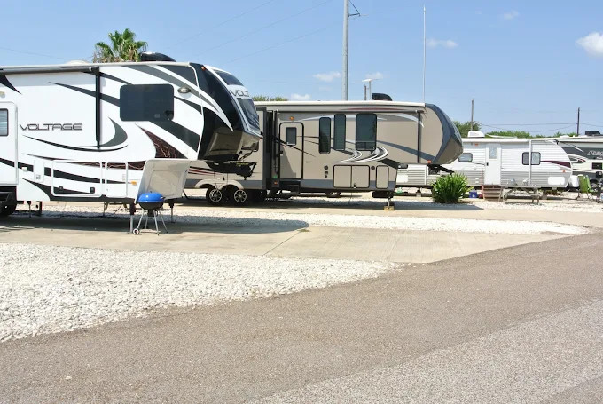 Colonia Del Rey RV Park