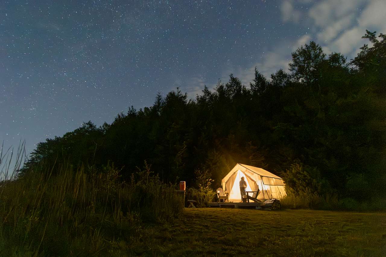 The campsite under the stars