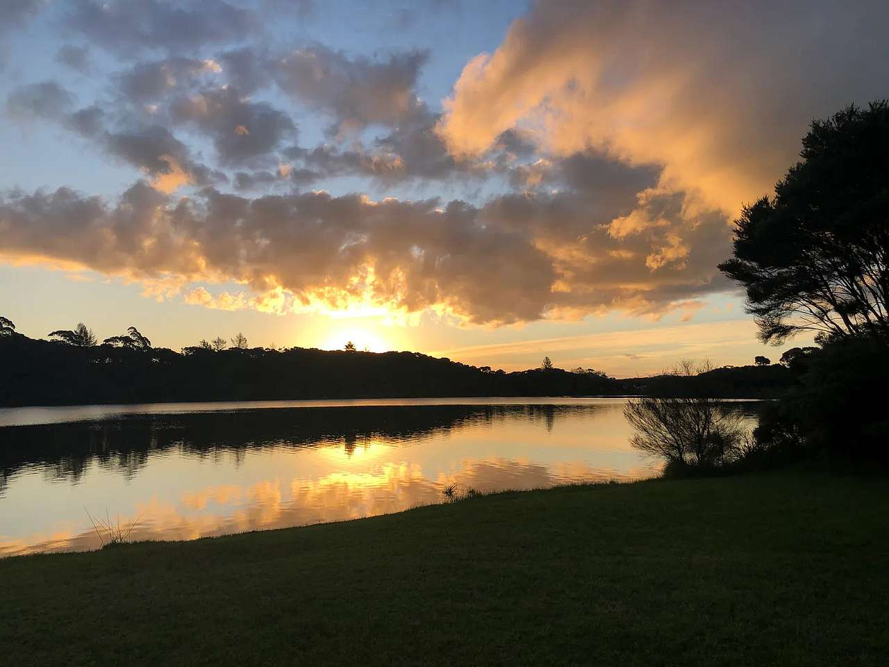 Dune Lakes Lodge - Retreat & Horses