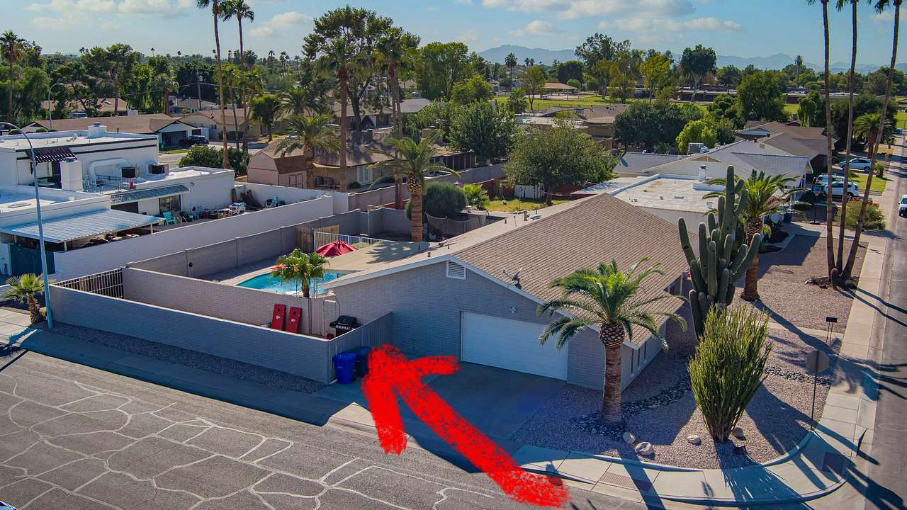 Private Gated RV pad w/Elec & H20
