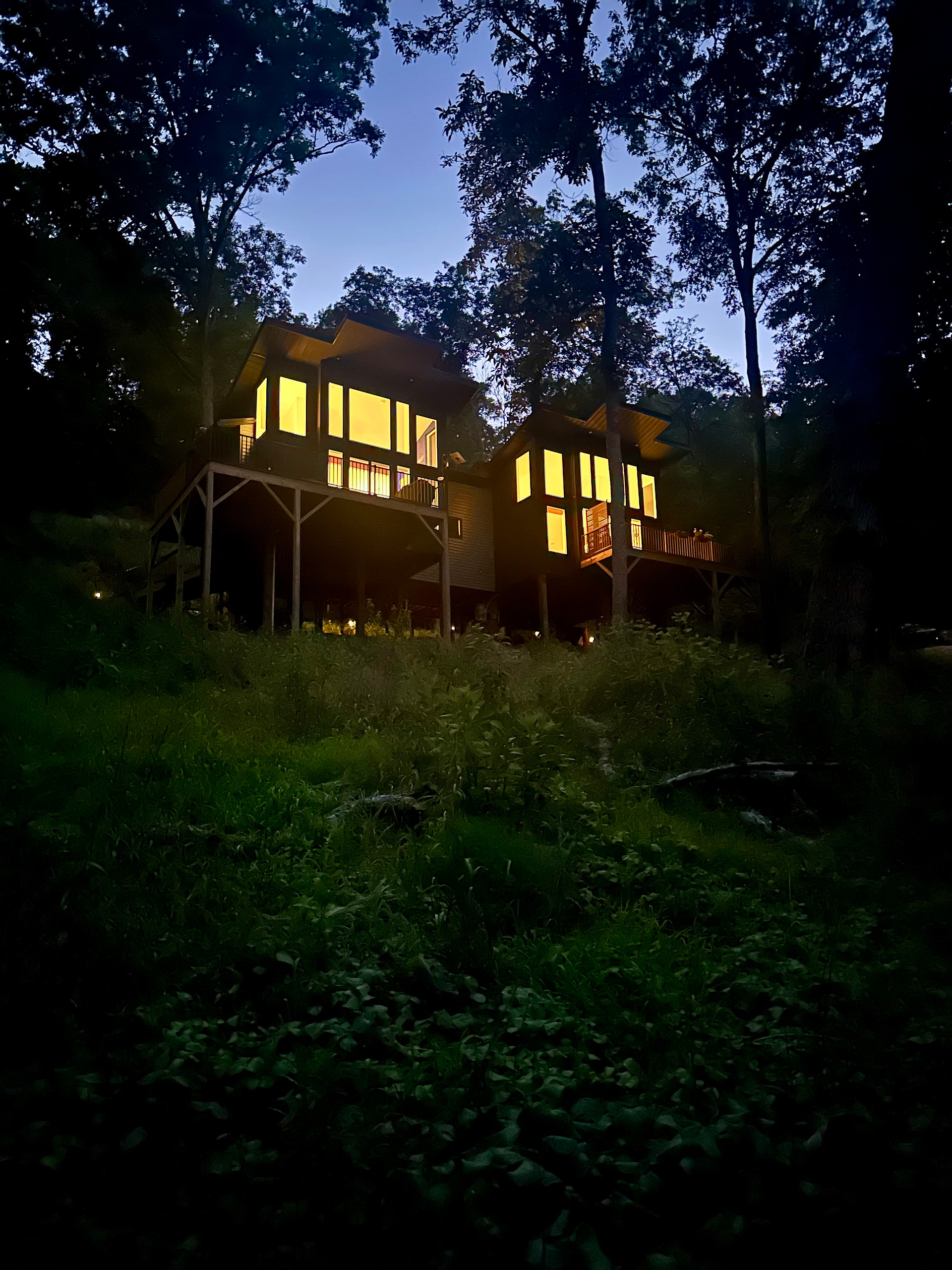 Luxury Treehouse on Beaver Lake