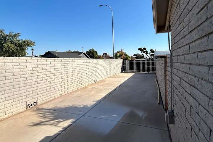 Private Gated RV pad w/Elec & H20