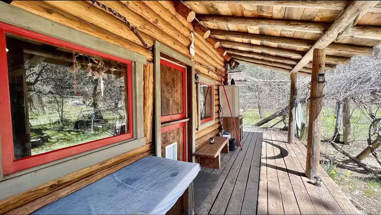 Mountain Pass Retreat