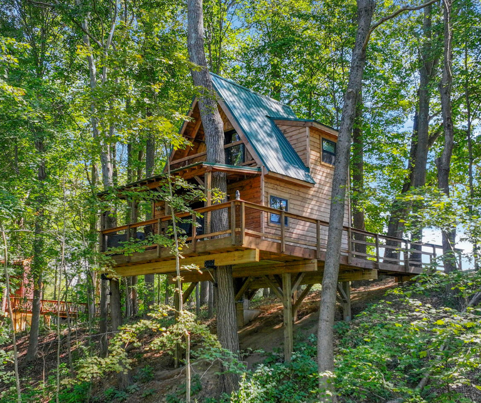 The Hocking Hills Treehouse Resort