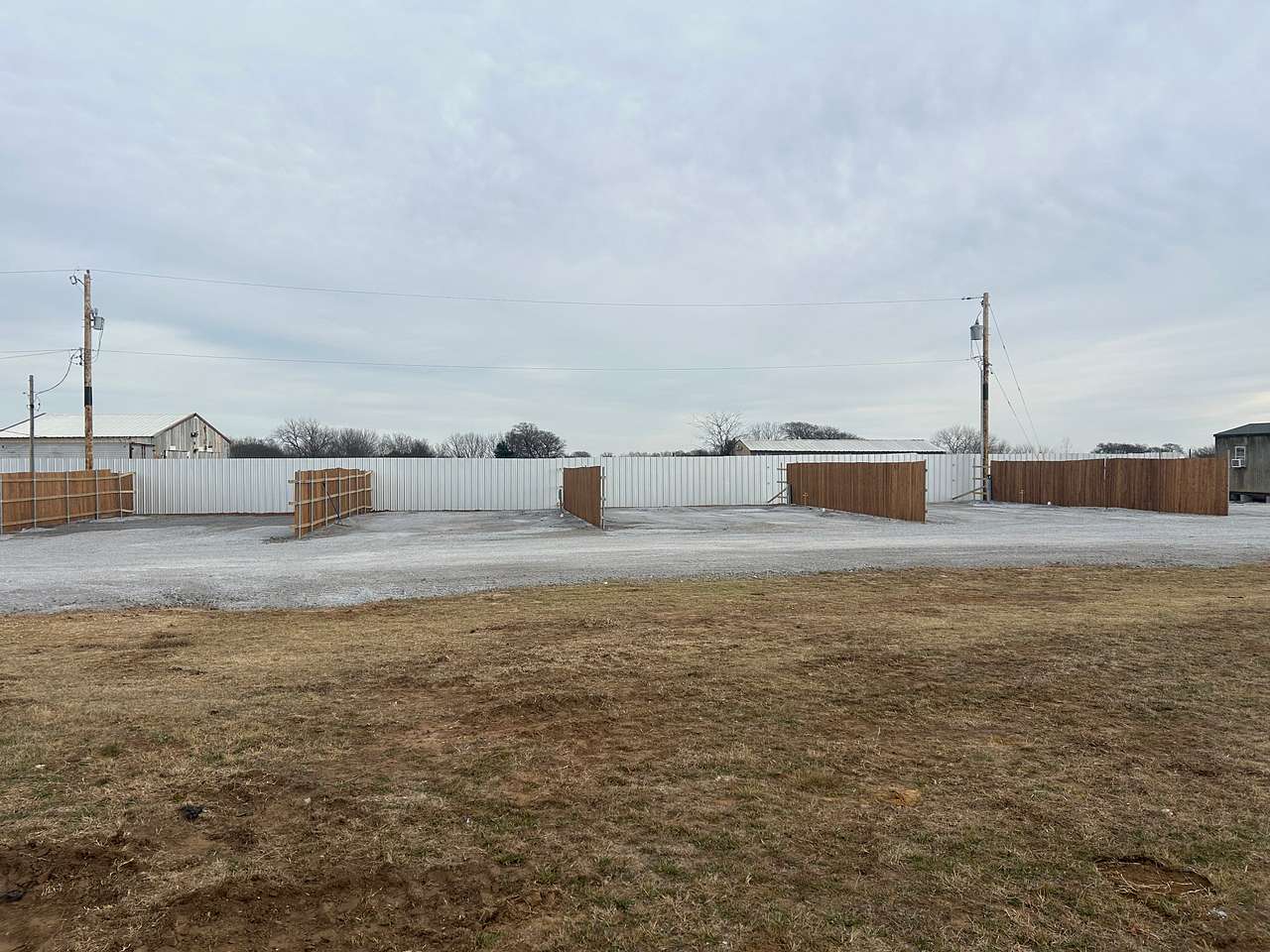 Sky Views Tiny Home & RV Park