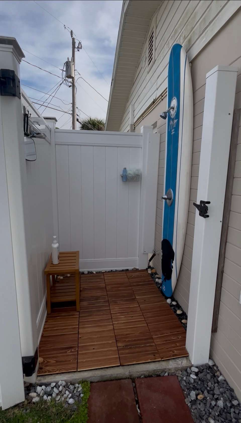 Beachside Ormond - Shower/BBQ