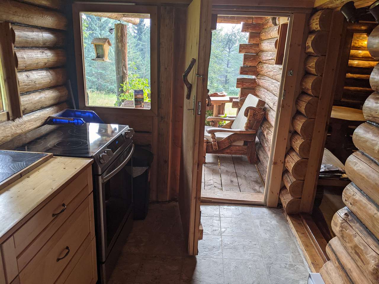 Blaeberry Cabin & Chalet