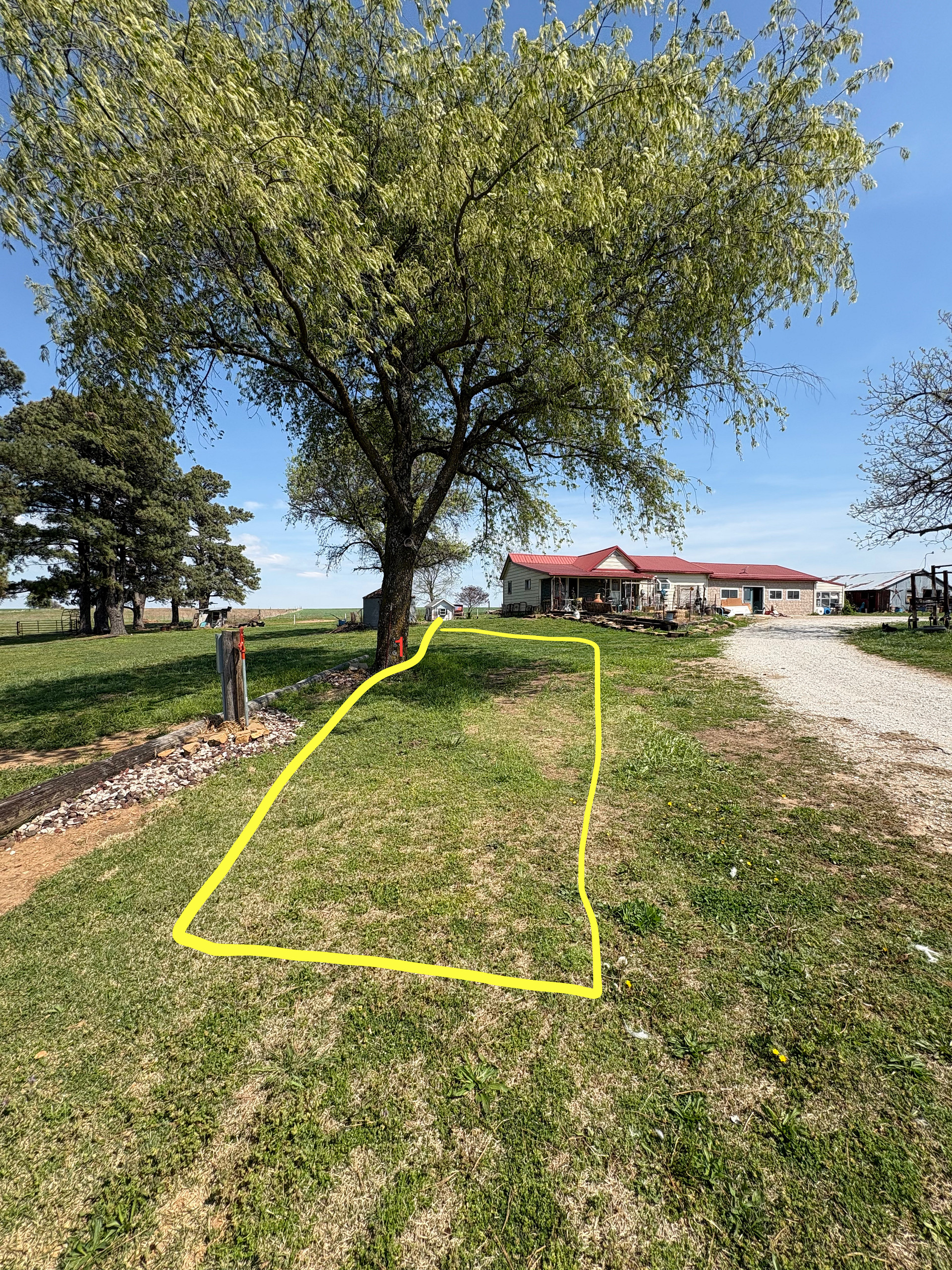 Farmland Panoramic Retreat