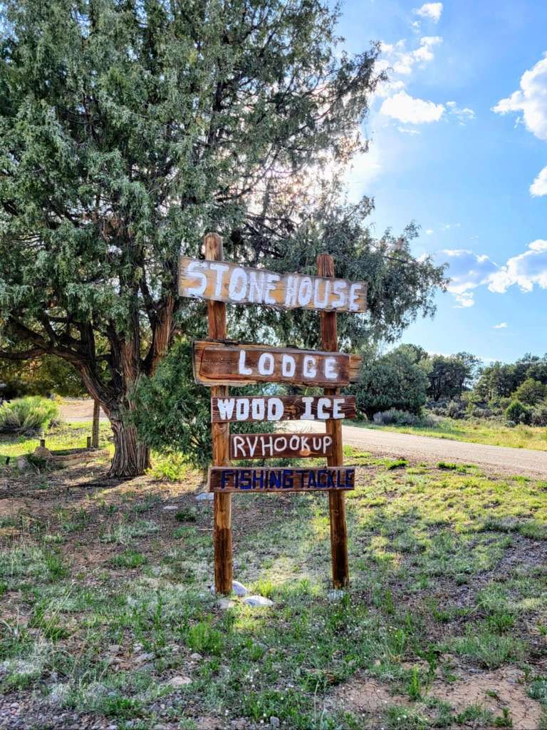 Stone House Lodge & RV at El Vado