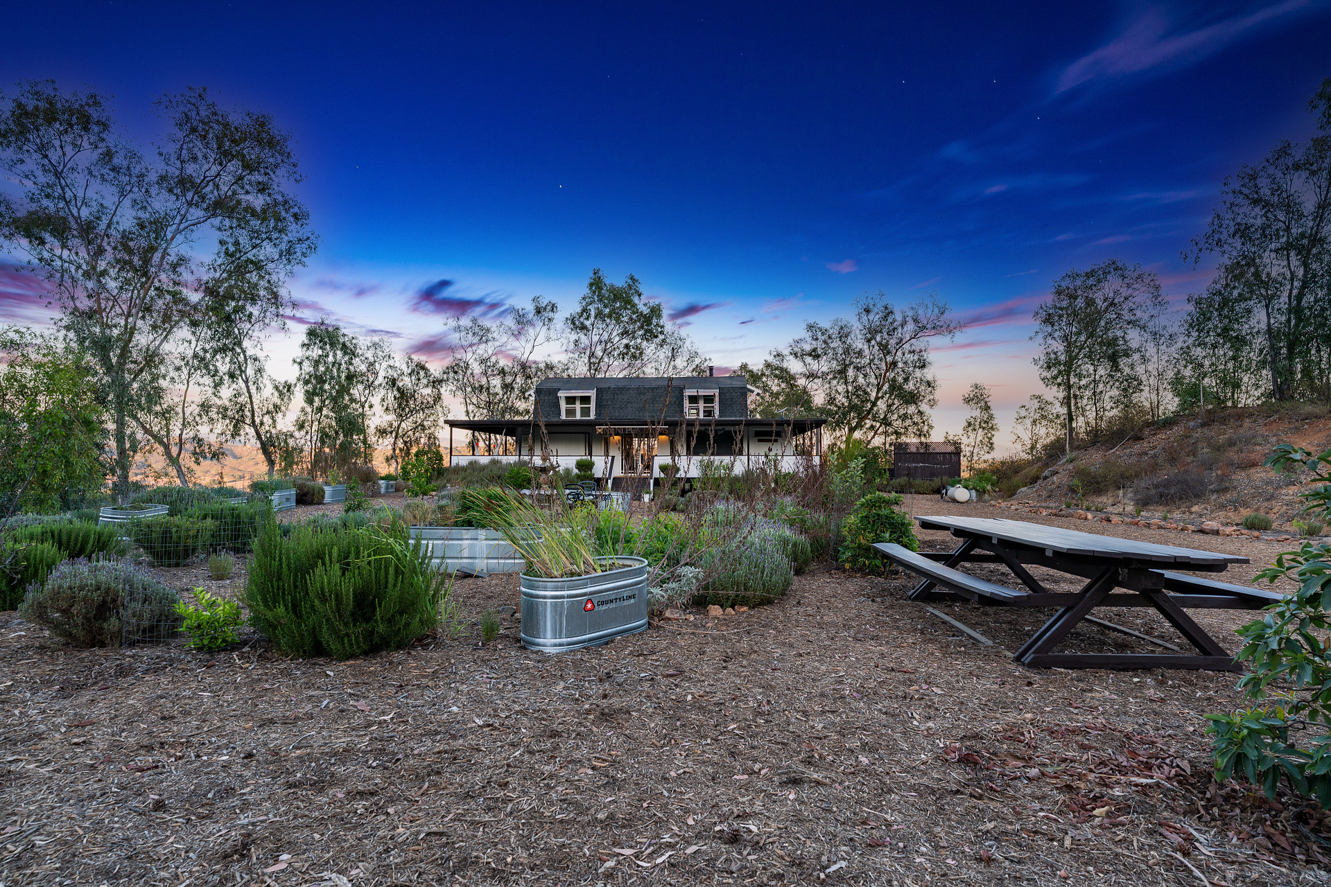 Award Winning Romantic Tree House