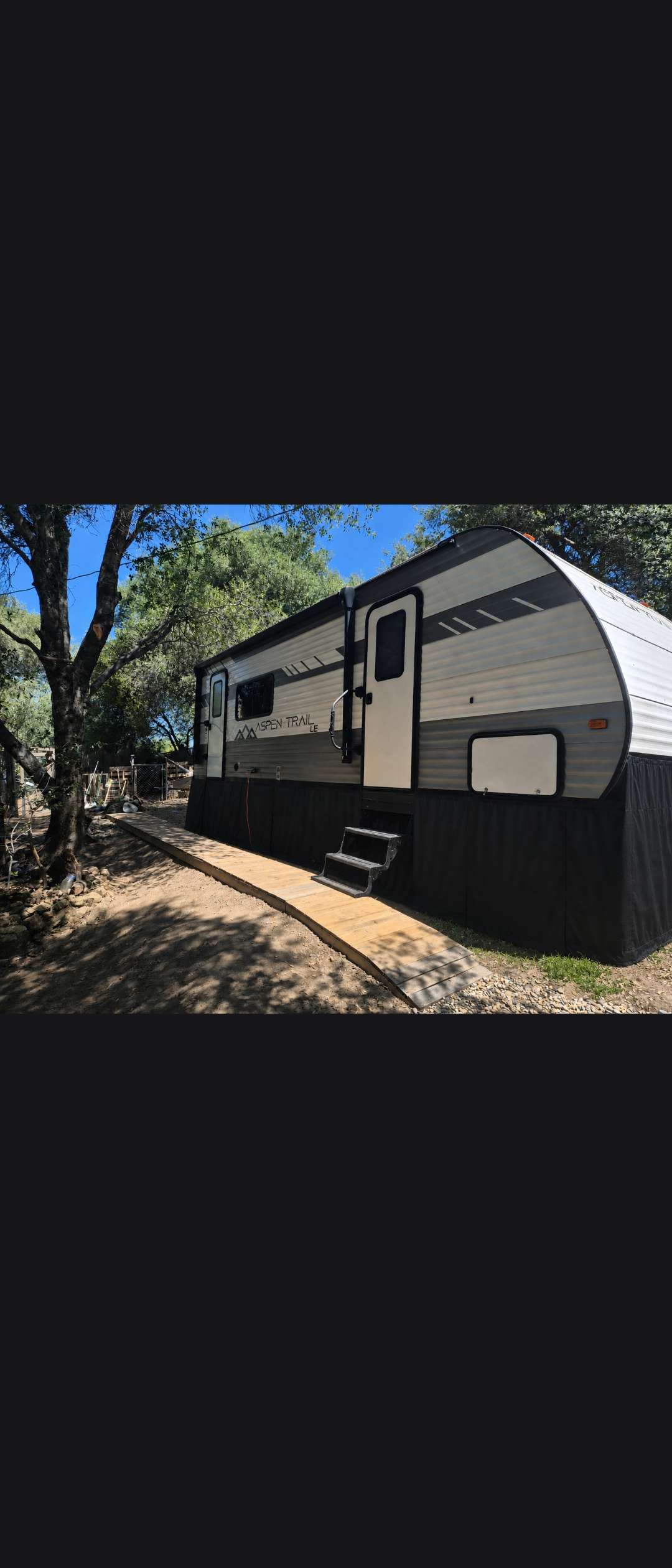 Papa Allen's  glamping spot