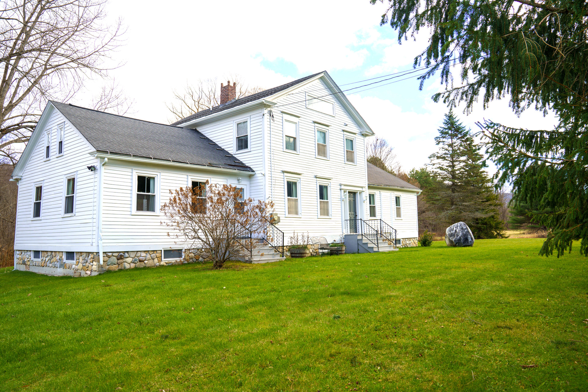 Camp Hart  Farmhouse