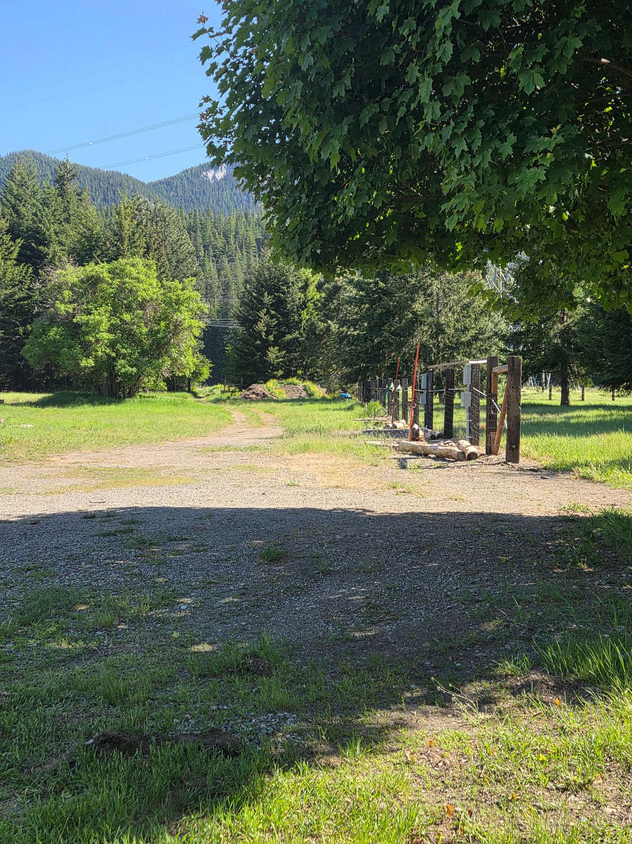 The Rustic Roost in the Meadow