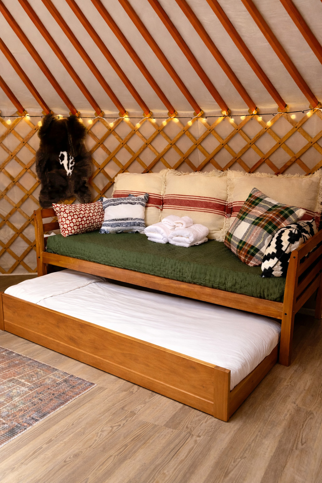 Romantic Authentic Nomadic Yurt with Sauna, Hot Tub on Private 8 acre Hill Top Surrounded by the rolling ridges of the Appalachian Mountains