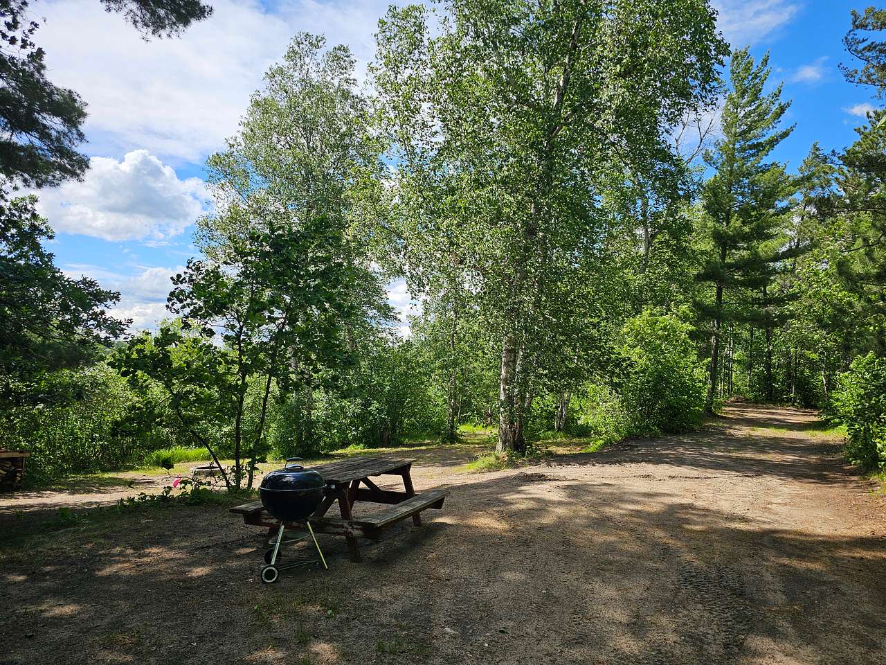 Breezy Pines Resort and Campground