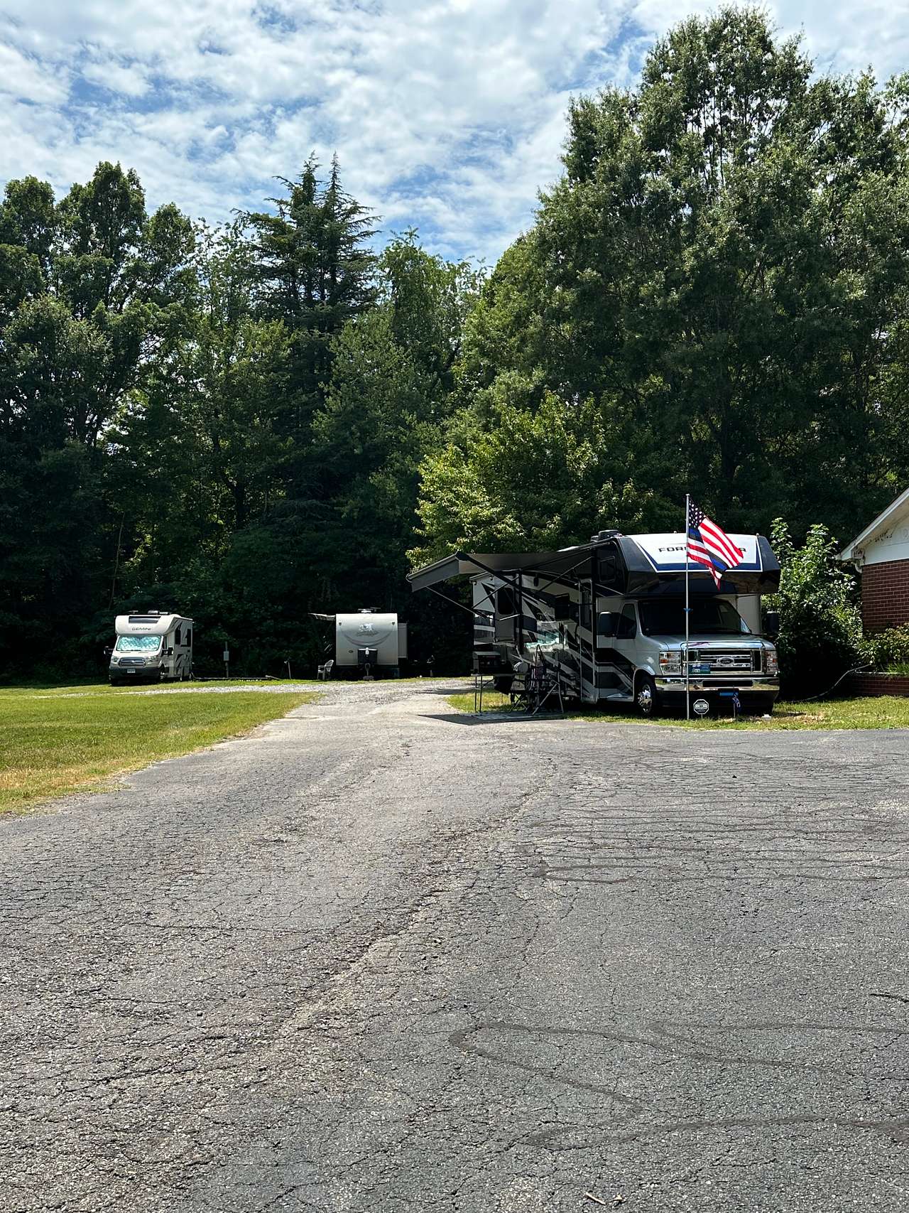 Campsites By Mayberry Inn