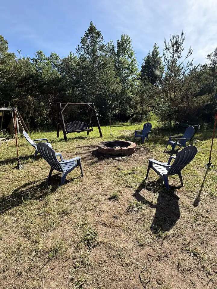 Peaceful Off-Grid Retreat | 20 Acres | Camper +