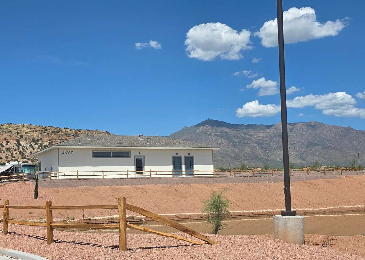 Roosevelt Lake RV Park
