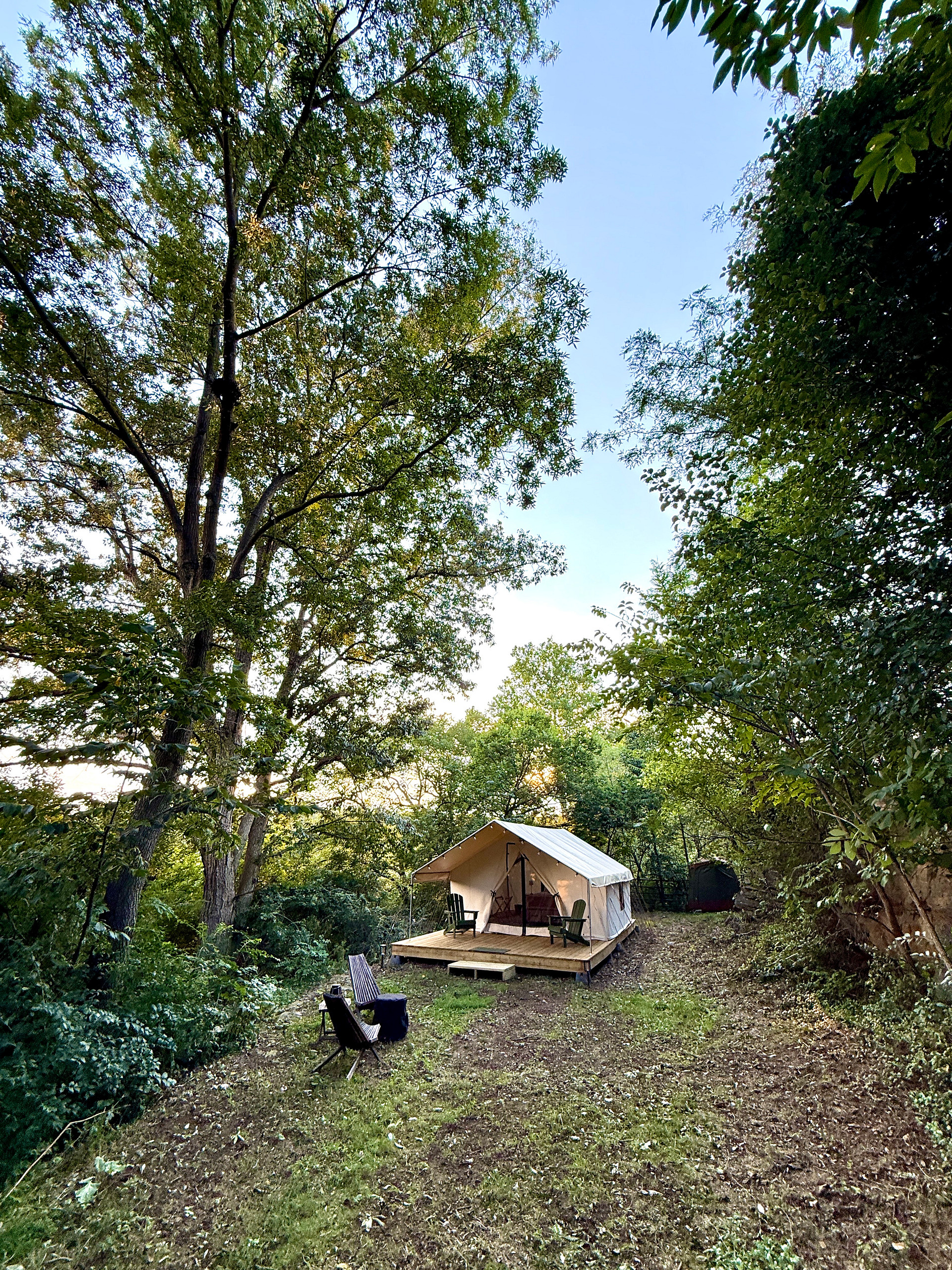 Rockingham Retreats | Glamping at the Cave