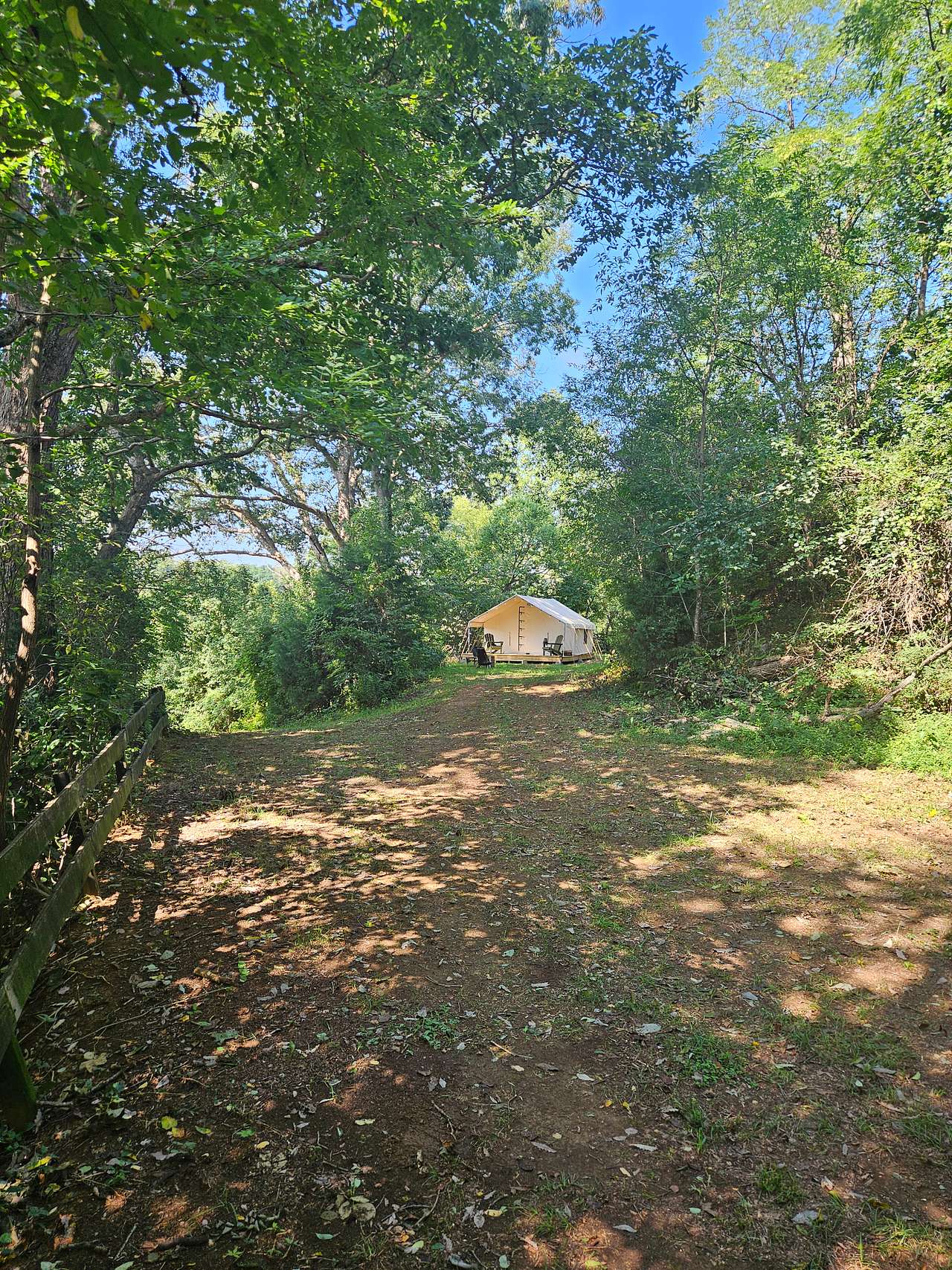 Rockingham Retreats | Glamping at the Cave