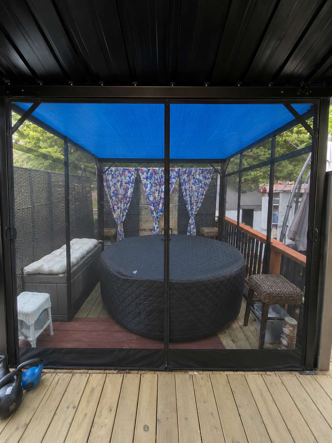 Backyard Glamping-Pool Spa Retreat