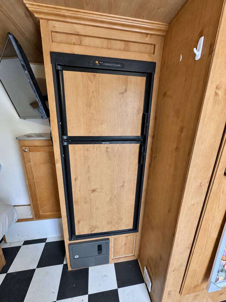 1950s-inspired Style Retro Camper