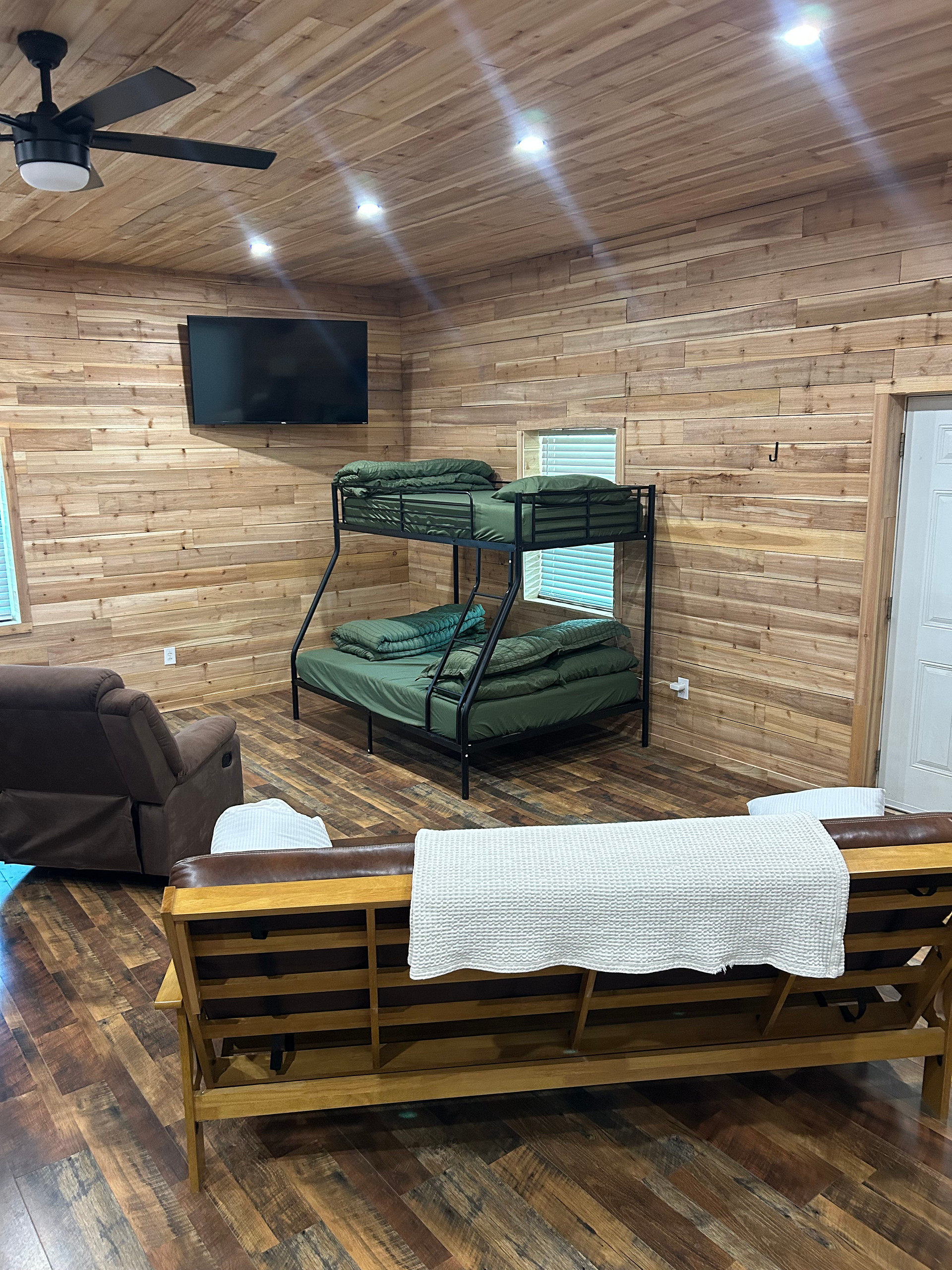 Cozy rustic studio near Reelfoot Lake