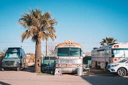 El Pais Motel & Campgrounds