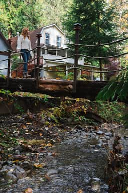 Olympic Wanderer~Creekside~HotTub